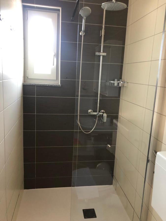 Apartmani Ivana Cres Buitenkant foto