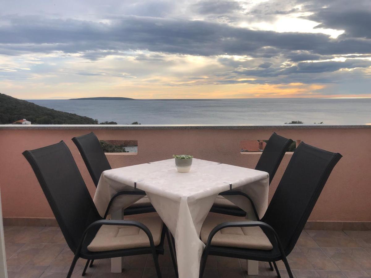 Apartmani Ivana Cres Buitenkant foto