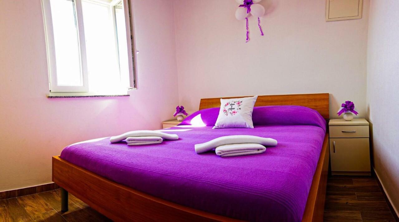 Apartmani Ivana Cres Buitenkant foto